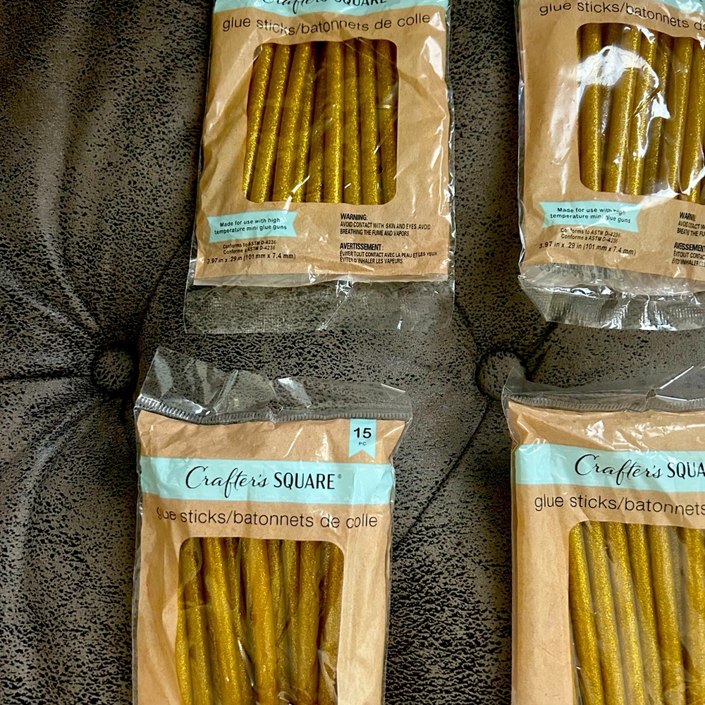 Bundle of Glitter Gold and Silver Hot Glue Sticks - Picture 2 of 3